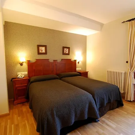 Bujaruelo 2* טורלה