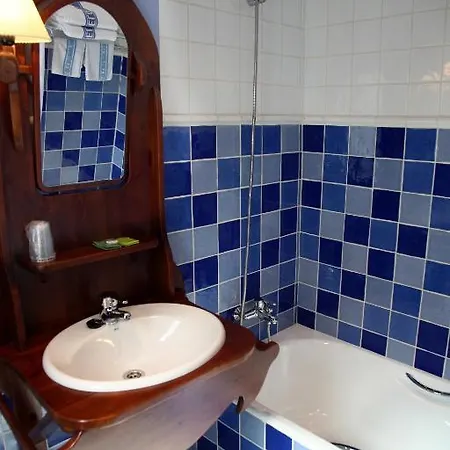 Bujaruelo 2* טורלה